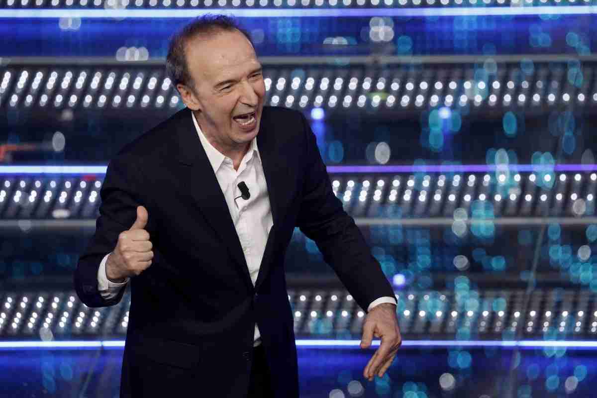 Roberto Benigni, comportamento shock: è polemica